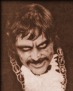 Gary Newton as 70's Boston host Simon